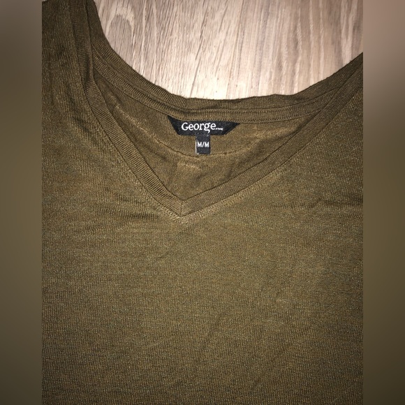 π«Άπ»George-beautiful earth green top - Picture 3 of 3